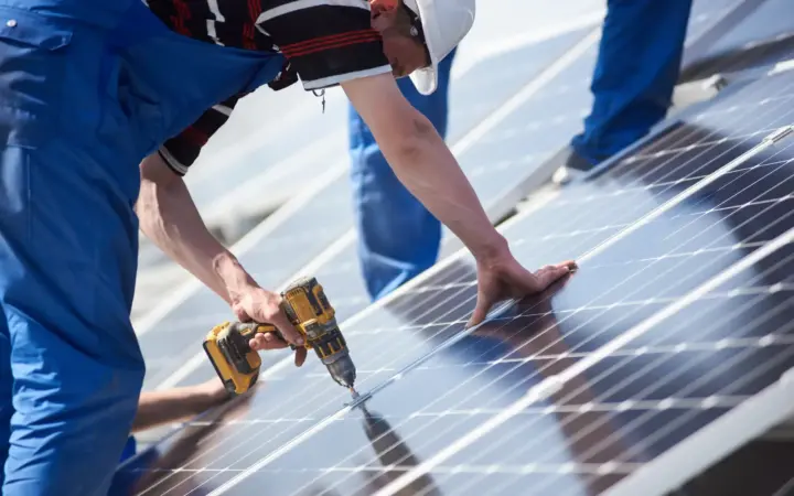 Cate panouri fotovoltaice ar trebui sa instalez?